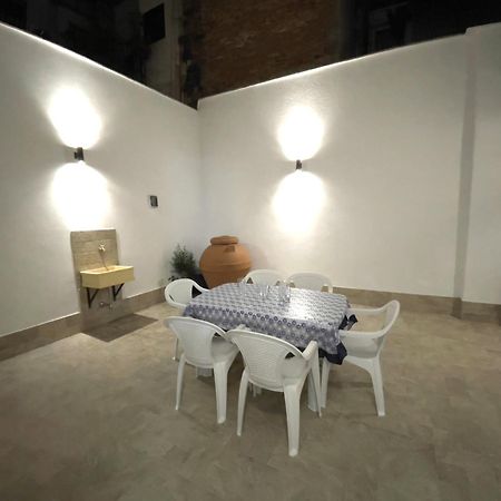 Terrazzo Garibaldi Holiday Home Catania Exteriör bild